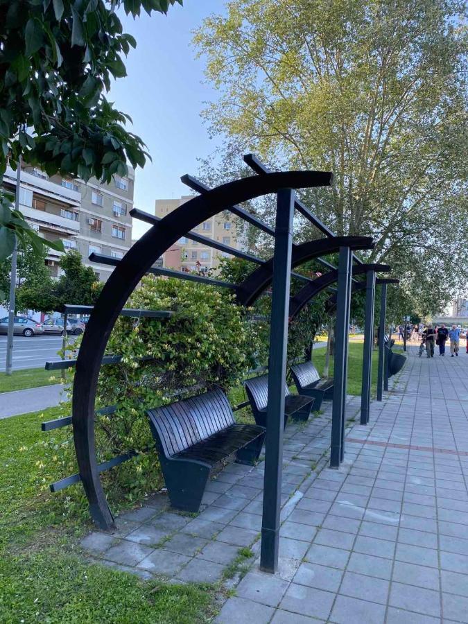 Duga Apartments Νόβι Σαντ Εξωτερικό φωτογραφία